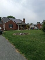 7012 Warfield Rd in Gaithersburg, MD - Building Photo