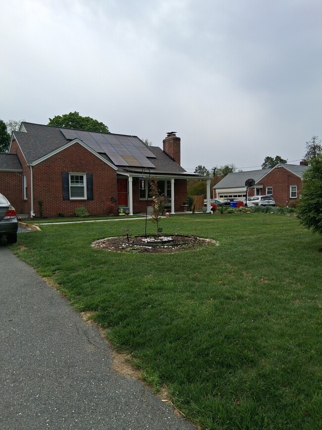 property at 7012 Warfield Rd