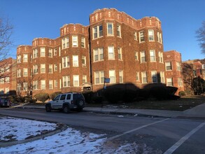 716-722 E 81st St in Chicago, IL - Building Photo - Primary Photo