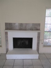 10834 Sugar Hill Dr in Houston, TX - Building Photo - Building Photo
