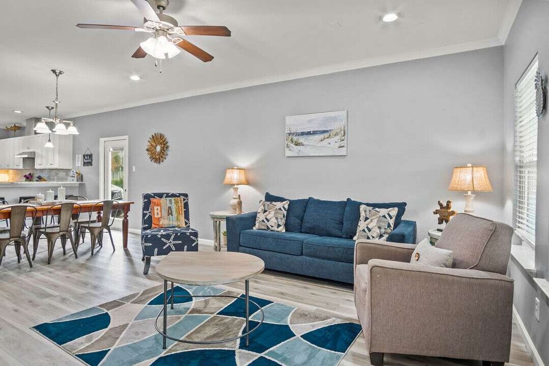 314 Copano Ridge Rd in Rockport, TX - Building Photo
