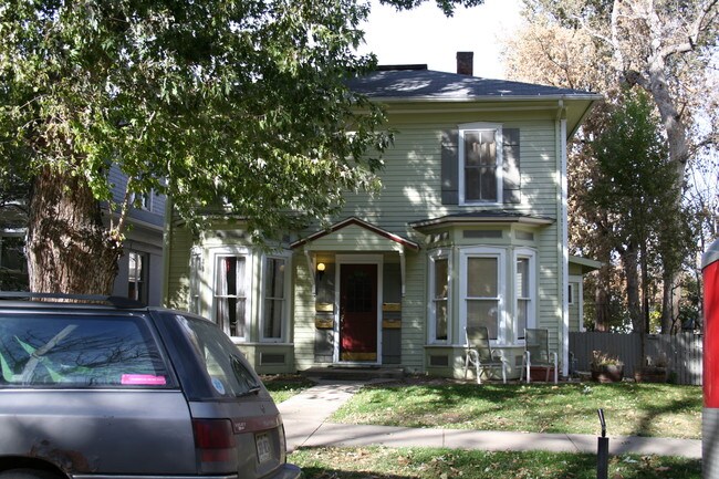 1025 Maxwell Ave in Boulder, CO - Foto de edificio - Building Photo