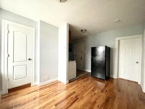 700 Bergenline Ave in Union City, NJ - Building Photo - Building Photo