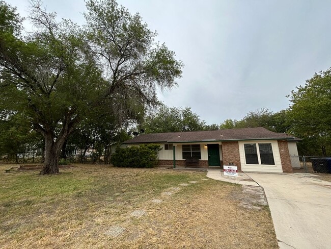 7338 Marble Creek Dr in San Antonio, TX - Building Photo - Building Photo