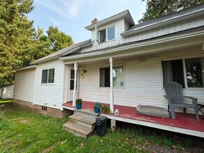 404 E Iron St in Bessemer, MI - Building Photo - Building Photo