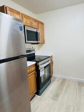 5040 Elmhurst Rd in West Palm Beach, FL - Foto de edificio - Building Photo