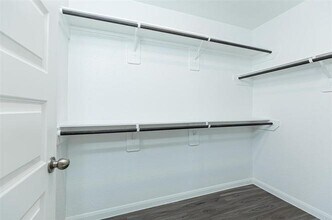 1332 Sue Peak Dr in Conroe, TX - Building Photo - Building Photo