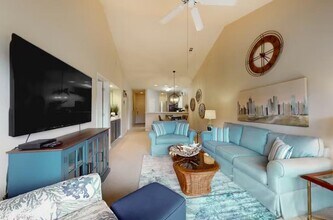 616 River Oaks Dr in Myrtle Beach, SC - Building Photo - Building Photo