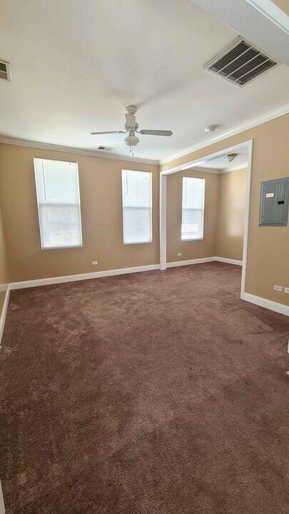 2024 N Wolcott Ave in Chicago, IL - Building Photo
