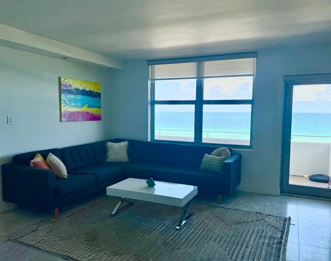 9225 Collins Ave, Unit 601 in Surfside, FL - Building Photo - Building Photo