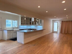 11910 Juniette St in Culver City, CA - Building Photo - Building Photo