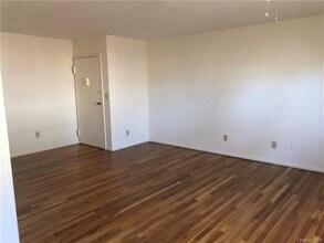99 N Middletown Rd, Unit A in Pearl River, NY - Building Photo - Building Photo