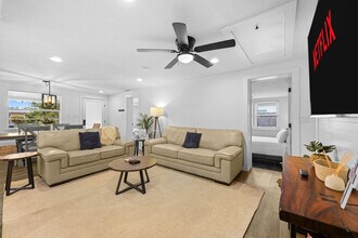 2229 Alice Rd in Sarasota, FL - Building Photo - Building Photo