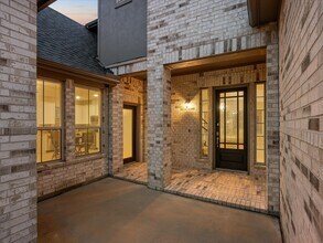 262 Peninsula Pt Dr in Montgomery, TX - Building Photo - Building Photo
