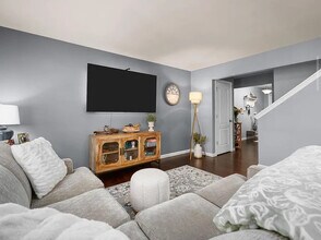 127 Cimarron Summit Way in Wentzville, MO - Building Photo - Building Photo