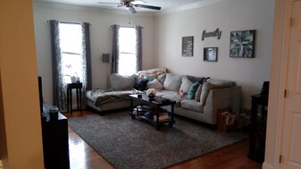 152 Hallock St, Unit 2 in Pittsburgh, PA - Building Photo