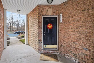 4679 Red Admiral Way in Fairfax, VA - Building Photo - Building Photo