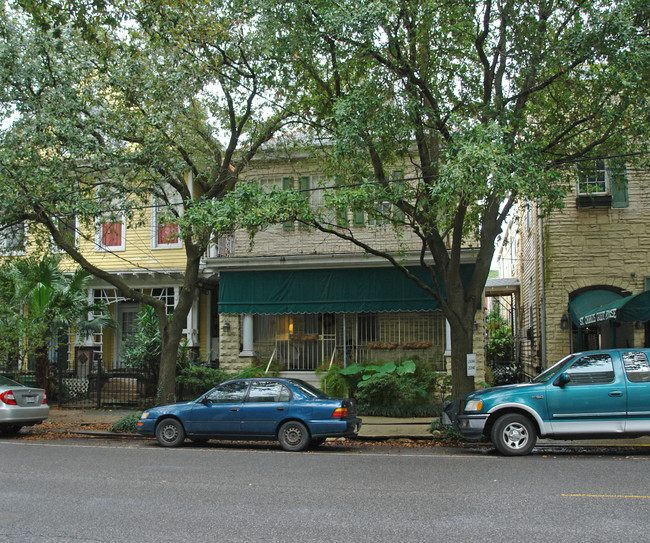 1742 Prytania St in New Orleans, LA - Building Photo - Building Photo