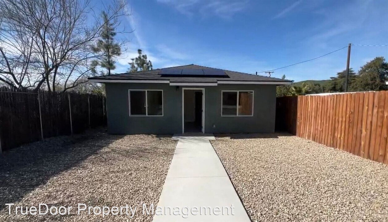 34569 Cedar Ave Photo