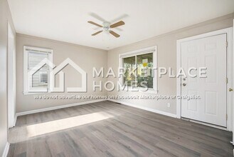 21412 Waltham Rd in Warren, MI - Building Photo - Building Photo