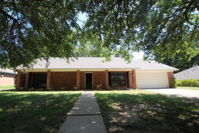 3109 McDonald Rd in Tyler, TX - Building Photo - Building Photo