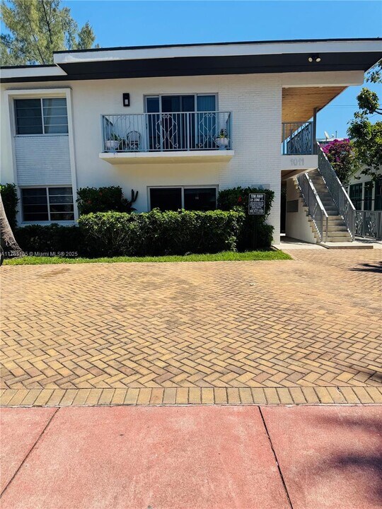 1011 Euclid Ave-Unit -3 in Miami Beach, FL - Building Photo