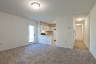 Wedgefield Apartments in Raeford, NC - Foto de edificio - Interior Photo