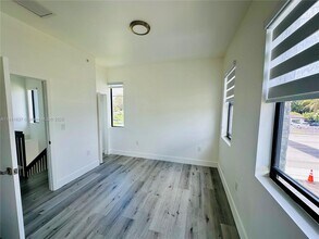 19177 NW 37th Ave in Miami Gardens, FL - Building Photo - Building Photo