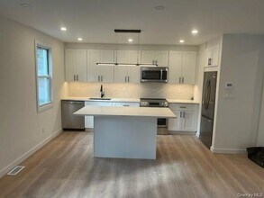 12 Backman Ave, Unit 4 in Ellenville, NY - Building Photo - Building Photo