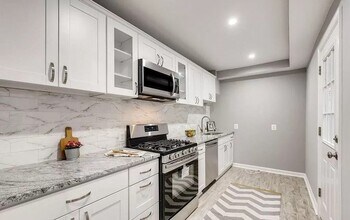 1927 Bank St in Baltimore, MD - Building Photo - Building Photo