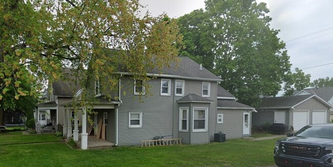 152 E Washington St, Unit 152