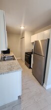 369 Diamond St, Unit B in Deltona, FL - Building Photo - Building Photo