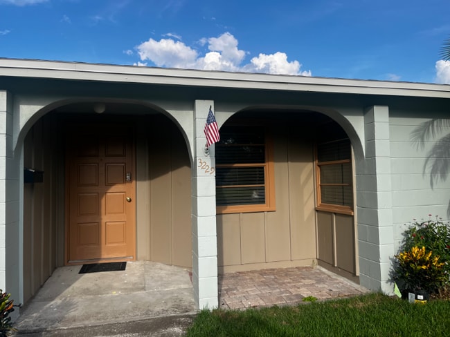 3229 12th St N in St. Petersburg, FL - Building Photo - Building Photo