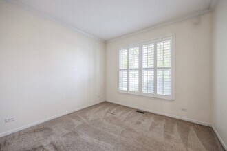 9482 Inverness Dr in Huntley, IL - Building Photo - Building Photo