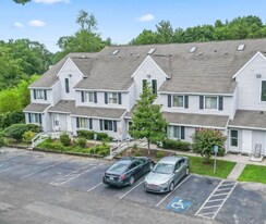 500 Fairway Village Dr, Unit 1F in Myrtle Beach, SC - Building Photo