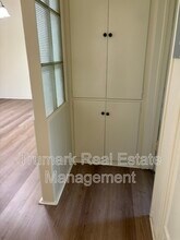 1037 E Glenoaks Blvd in Glendale, CA - Building Photo - Building Photo