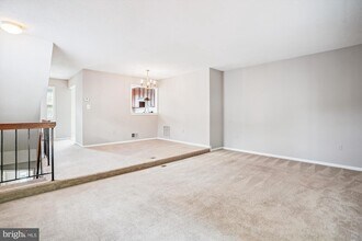 13994 Gunners Pl in Centreville, VA - Foto de edificio - Building Photo