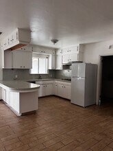 1015 Washington Ave in Los Banos, CA - Building Photo - Building Photo