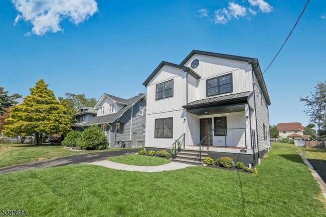 property at 35 Franklin Rd