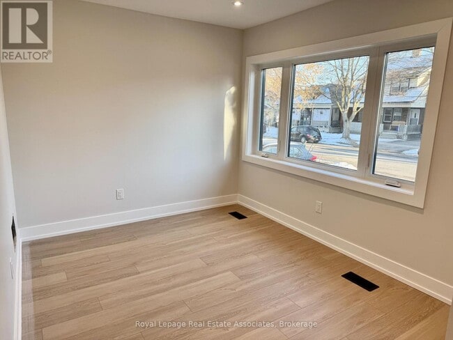 246 Marlborough St in Brantford, ON - Building Photo - Building Photo