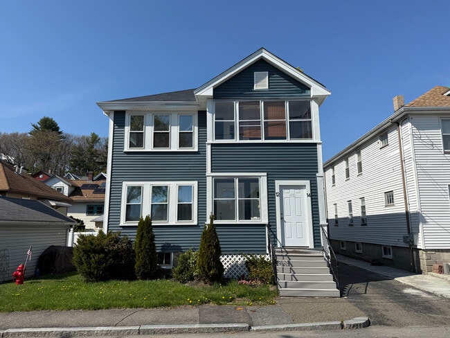 12 Gilbert Ct, Unit 12