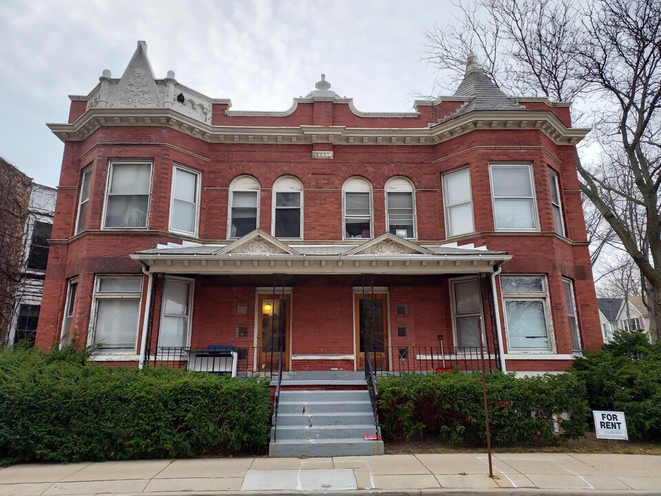 1922 Maple Ave, Unit 1922 Maple Unit #2 in Evanston, IL - Foto de edificio