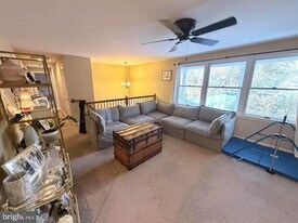 5115 Irving St in Saint Leonard, MD - Building Photo