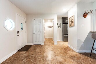 11 10th Ave N in Texas City, TX - Building Photo - Building Photo