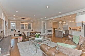 4753 N Hamilton Ave in Chicago, IL - Building Photo - Building Photo