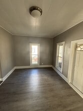 589 E Isabella Ave in Muskegon, MI - Building Photo - Building Photo