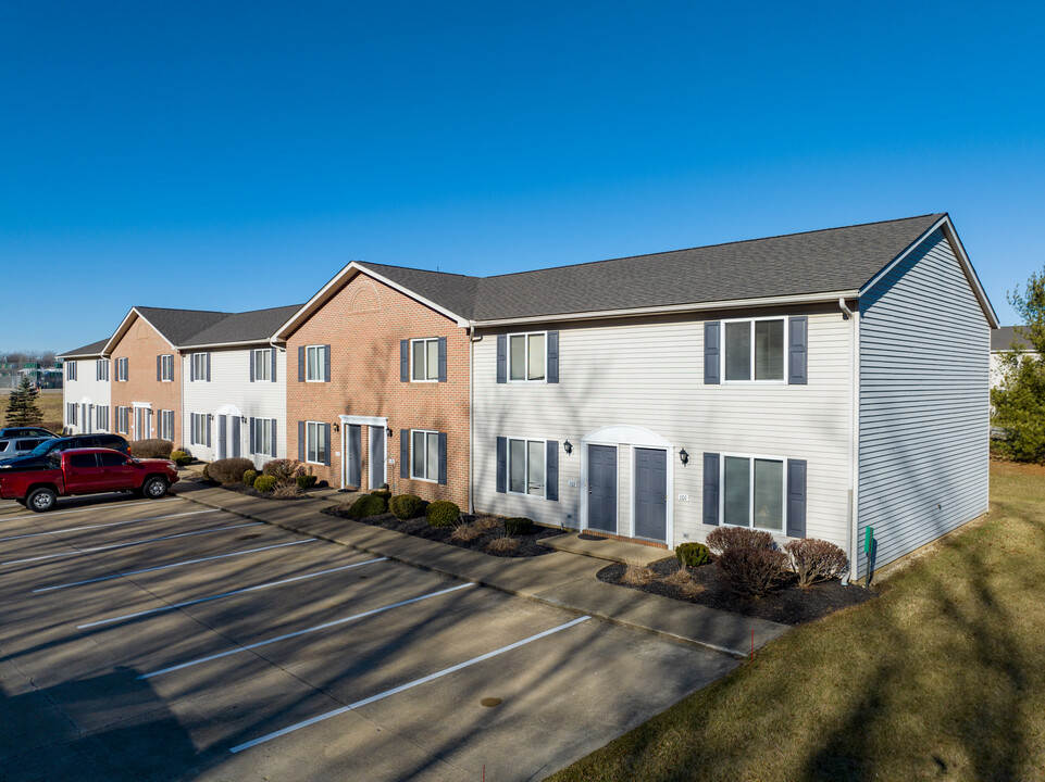 The Glen Luxury Apartments in Ontario, OH - Building Photo