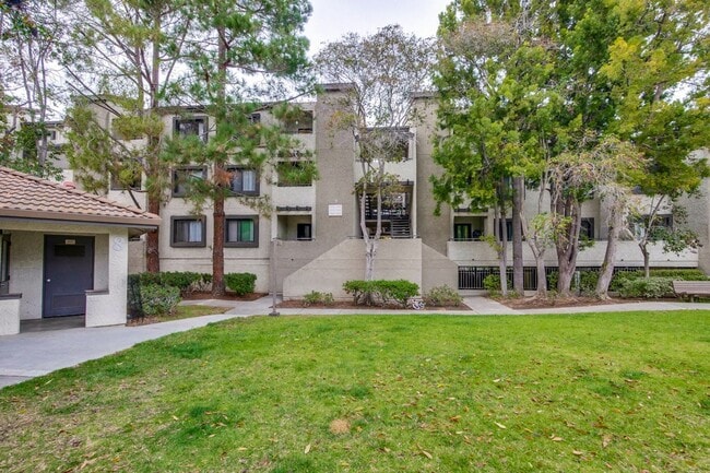 property at 880 E Fremont Ave