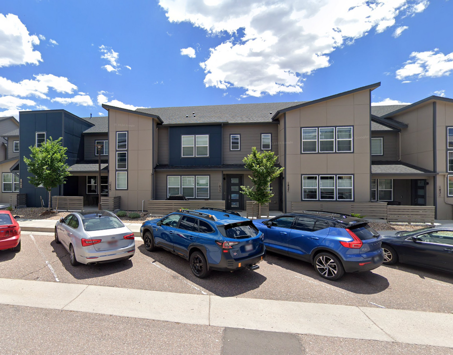 1833 Spring Water Pt in Colorado Springs, CO - Building Photo
