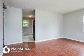 3702 4 Seasons Dr in Durham, NC - Building Photo - Building Photo